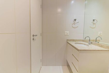 Studio para alugar com 27m², 1 quarto e sem vaga Studio para alugar com 27m², 1 quarto e sem vagaBanheiro