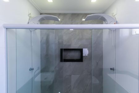 Apartamento à venda com 158m², 3 quartos e 1 vaga Apartamento à venda com 158m², 3 quartos e 1 vagaBanheiro da Suíte 1