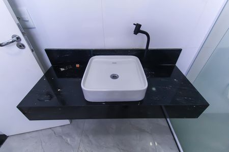 Apartamento à venda com 158m², 3 quartos e 1 vaga Apartamento à venda com 158m², 3 quartos e 1 vagaBanheiro da Suíte 1