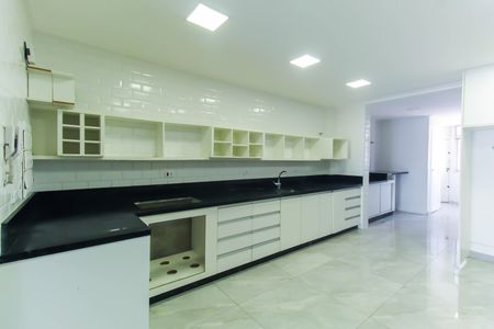 Apartamento à venda com 158m², 3 quartos e 1 vaga Apartamento à venda com 158m², 3 quartos e 1 vagaCozinha