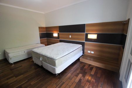 Casa de condomínio para alugar com 323m², 3 quartos e 4 vagas Casa de condomínio para alugar com 323m², 3 quartos e 4 vagasSuíte 3