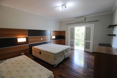Casa de condomínio para alugar com 323m², 3 quartos e 4 vagas Casa de condomínio para alugar com 323m², 3 quartos e 4 vagasSuíte 3