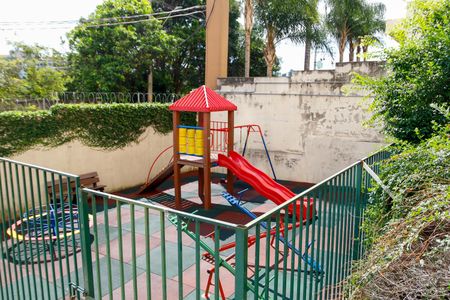 Apartamento à venda com 54m², 2 quartos e 1 vaga Apartamento à venda com 54m², 2 quartos e 1 vagaÁrea comum - Playground
