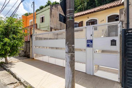 Casa à venda com 150m², 3 quartos e 2 vagas Casa à venda com 150m², 3 quartos e 2 vagasFachada/ Plaquinha