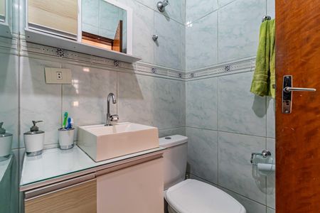 Casa à venda com 150m², 3 quartos e 2 vagas Casa à venda com 150m², 3 quartos e 2 vagasBanheiro