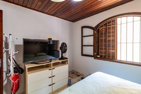 Casa à venda com 150m², 3 quartos e 2 vagas Casa à venda com 150m², 3 quartos e 2 vagasQuarto 03