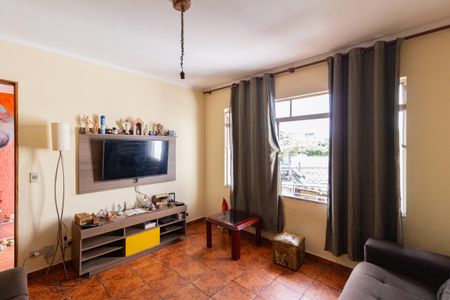 Casa à venda com 125m², 2 quartos e 2 vagas Casa à venda com 125m², 2 quartos e 2 vagasSala