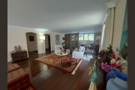 Apartamento à venda com 268m², 4 quartos e 3 vagas