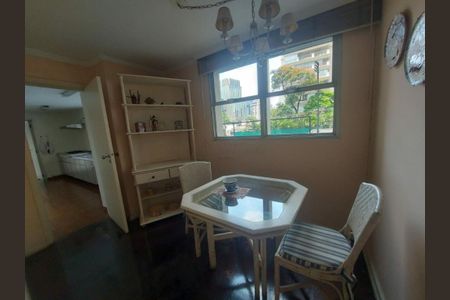 Apartamento à venda com 268m², 4 quartos e 3 vagas