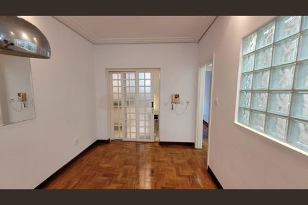 Casa à venda com 4 quartos, 182m² em São Judas, São Paulo