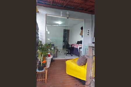 Casa à venda com 100m², 2 quartos e sem vaga