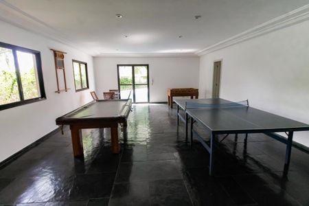 Apartamento à venda com 176m², 3 quartos e 3 vagas Apartamento à venda com 176m², 3 quartos e 3 vagasSala de Jogos