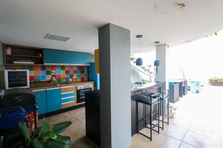 Casa à venda com 380m², 3 quartos e 6 vagas Casa à venda com 380m², 3 quartos e 6 vagasÁrea Gourmet