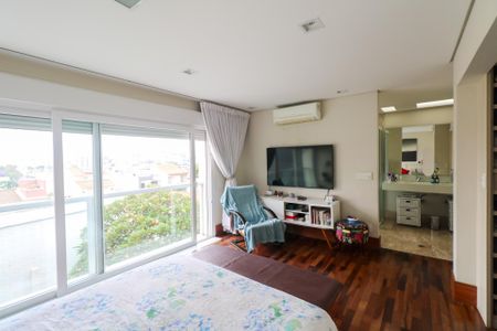 Casa à venda com 380m², 3 quartos e 6 vagas Casa à venda com 380m², 3 quartos e 6 vagasSuíte