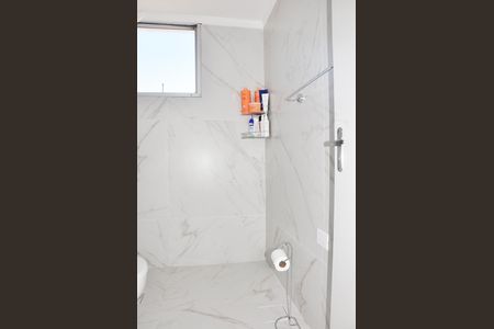 Apartamento à venda com 63m², 2 quartos e 1 vaga Apartamento à venda com 63m², 2 quartos e 1 vagaDetalhe - Banheiro Social