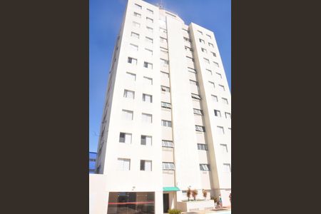 Apartamento à venda com 63m², 2 quartos e 1 vaga Apartamento à venda com 63m², 2 quartos e 1 vagaFachada do bloco