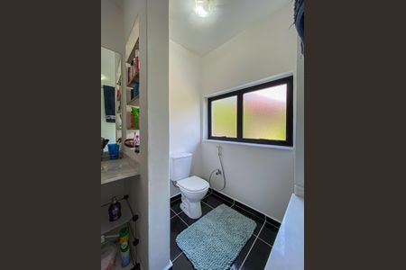 Casa à venda com 462m², 4 quartos e 2 vagas Casa à venda com 462m², 4 quartos e 2 vagasBanheiro - Quarto 1