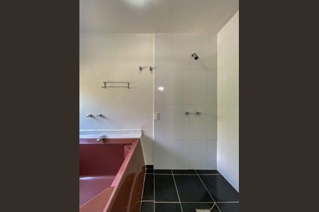 Casa à venda com 462m², 4 quartos e 2 vagas Casa à venda com 462m², 4 quartos e 2 vagasBanheiro - Quarto 1