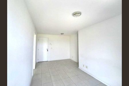 Apartamento à venda com 63m², 2 quartos e 1 vaga