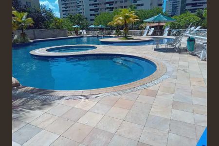 Apartamento à venda com 63m², 2 quartos e 1 vaga