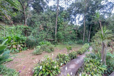 Casa de condomínio à venda com 595m², 4 quartos e 6 vagas Casa de condomínio à venda com 595m², 4 quartos e 6 vagasPomar