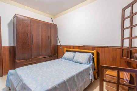 Casa de condomínio à venda com 595m², 4 quartos e 6 vagas Casa de condomínio à venda com 595m², 4 quartos e 6 vagasSuíte 3