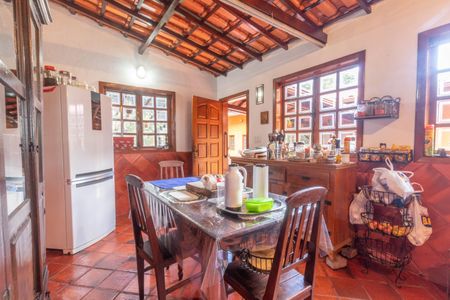 Casa de condomínio à venda com 595m², 4 quartos e 6 vagas Casa de condomínio à venda com 595m², 4 quartos e 6 vagasCozinha Gourmet