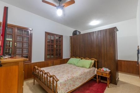 Casa de condomínio à venda com 595m², 4 quartos e 6 vagas Casa de condomínio à venda com 595m², 4 quartos e 6 vagasSuíte 2