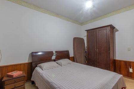 Casa de condomínio à venda com 595m², 4 quartos e 6 vagas Casa de condomínio à venda com 595m², 4 quartos e 6 vagasSuíte 1