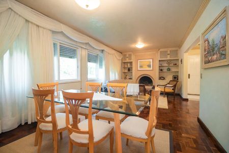 Casa de condomínio à venda com 198m², 3 quartos e 2 vagas Casa de condomínio à venda com 198m², 3 quartos e 2 vagasSala