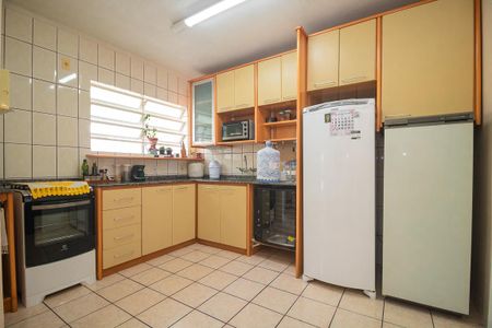 Casa de condomínio à venda com 198m², 3 quartos e 2 vagas Casa de condomínio à venda com 198m², 3 quartos e 2 vagasCozinha