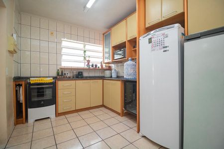 Casa de condomínio à venda com 198m², 3 quartos e 2 vagas Casa de condomínio à venda com 198m², 3 quartos e 2 vagasCozinha