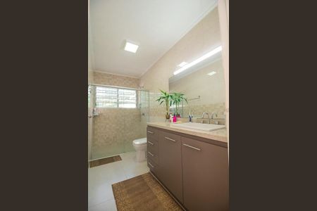 Casa de condomínio à venda com 198m², 3 quartos e 2 vagas Casa de condomínio à venda com 198m², 3 quartos e 2 vagasQuarto 1 - Suíte