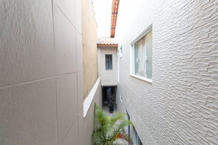 Casa à venda com 265m², 4 quartos e 2 vagas Casa à venda com 265m², 4 quartos e 2 vagasVista