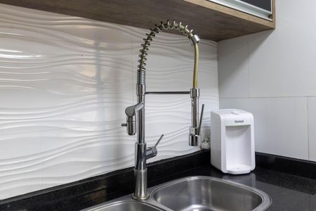 Casa à venda com 265m², 4 quartos e 2 vagas Casa à venda com 265m², 4 quartos e 2 vagasCozinha - Torneira