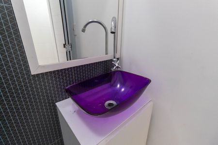Casa à venda com 265m², 4 quartos e 2 vagas Casa à venda com 265m², 4 quartos e 2 vagasLavabo