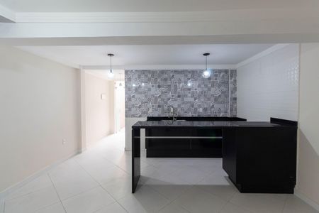 Casa à venda com 265m², 4 quartos e 2 vagas Casa à venda com 265m², 4 quartos e 2 vagasCozinha