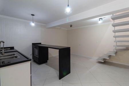 Casa à venda com 265m², 4 quartos e 2 vagas Casa à venda com 265m², 4 quartos e 2 vagasCozinha