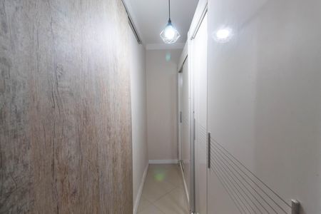 Casa à venda com 265m², 4 quartos e 2 vagas Casa à venda com 265m², 4 quartos e 2 vagasCloset da suíte
