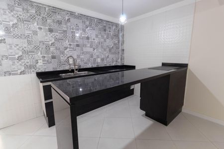 Casa à venda com 265m², 4 quartos e 2 vagas Casa à venda com 265m², 4 quartos e 2 vagasCozinha