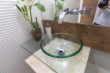 Casa à venda com 265m², 4 quartos e 2 vagas Casa à venda com 265m², 4 quartos e 2 vagasLavabo