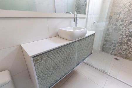 Casa à venda com 265m², 4 quartos e 2 vagas Casa à venda com 265m², 4 quartos e 2 vagasSuíte