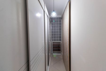 Casa à venda com 265m², 4 quartos e 2 vagas Casa à venda com 265m², 4 quartos e 2 vagasCloset da suíte