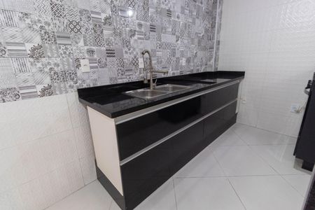 Casa à venda com 265m², 4 quartos e 2 vagas Casa à venda com 265m², 4 quartos e 2 vagasPia