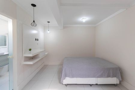 Casa à venda com 265m², 4 quartos e 2 vagas Casa à venda com 265m², 4 quartos e 2 vagasSuíte