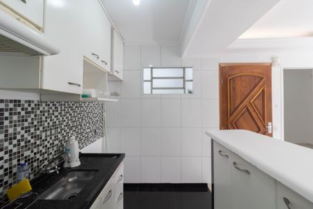 Apartamento à venda com 42m², 2 quartos e 1 vaga Apartamento à venda com 42m², 2 quartos e 1 vagaCozinha e Área de Serviço