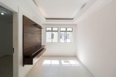 Apartamento à venda com 42m², 2 quartos e 1 vaga Apartamento à venda com 42m², 2 quartos e 1 vagaSala