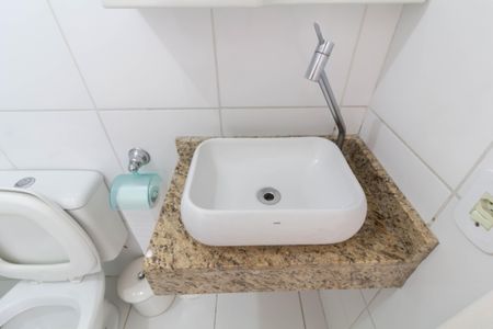 Apartamento à venda com 42m², 2 quartos e 1 vaga Apartamento à venda com 42m², 2 quartos e 1 vagaBanheiro