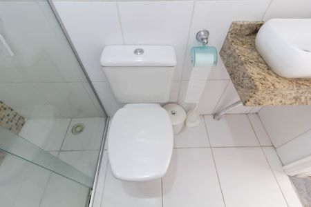 Apartamento à venda com 42m², 2 quartos e 1 vaga Apartamento à venda com 42m², 2 quartos e 1 vagaBanheiro