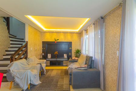 Casa para alugar com 148m², 4 quartos e 2 vagas Casa para alugar com 148m², 4 quartos e 2 vagasSala